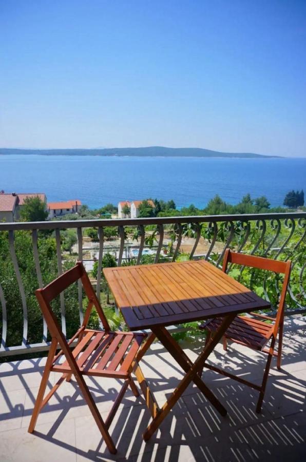 Ana - Sea View; Apartment *