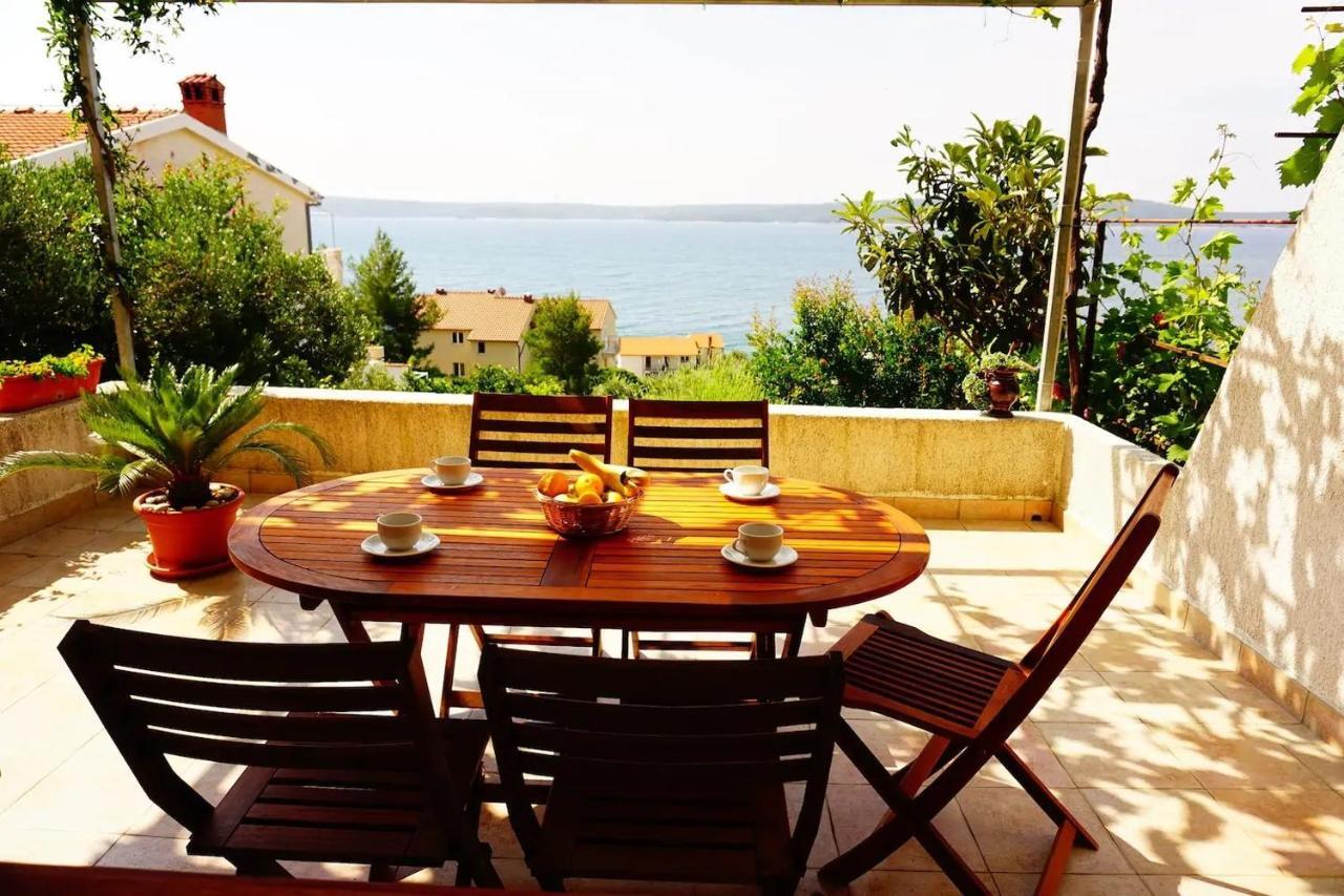Ana - Sea View; Apartment Zavala