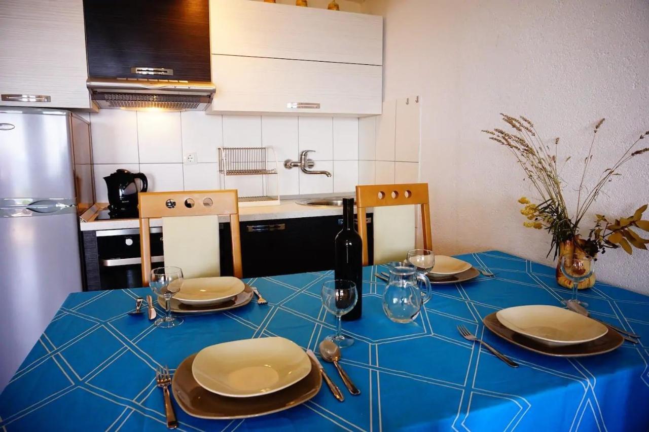Ana - Sea View; Apartment *